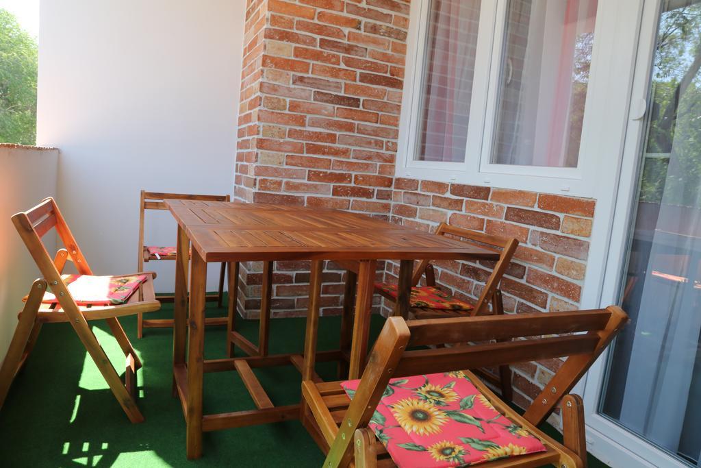 Szofi Apartman Hajdúszoboszló Buitenkant foto