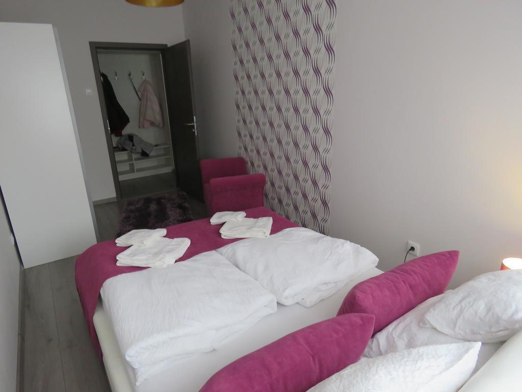 Szofi Apartman Hajdúszoboszló Buitenkant foto